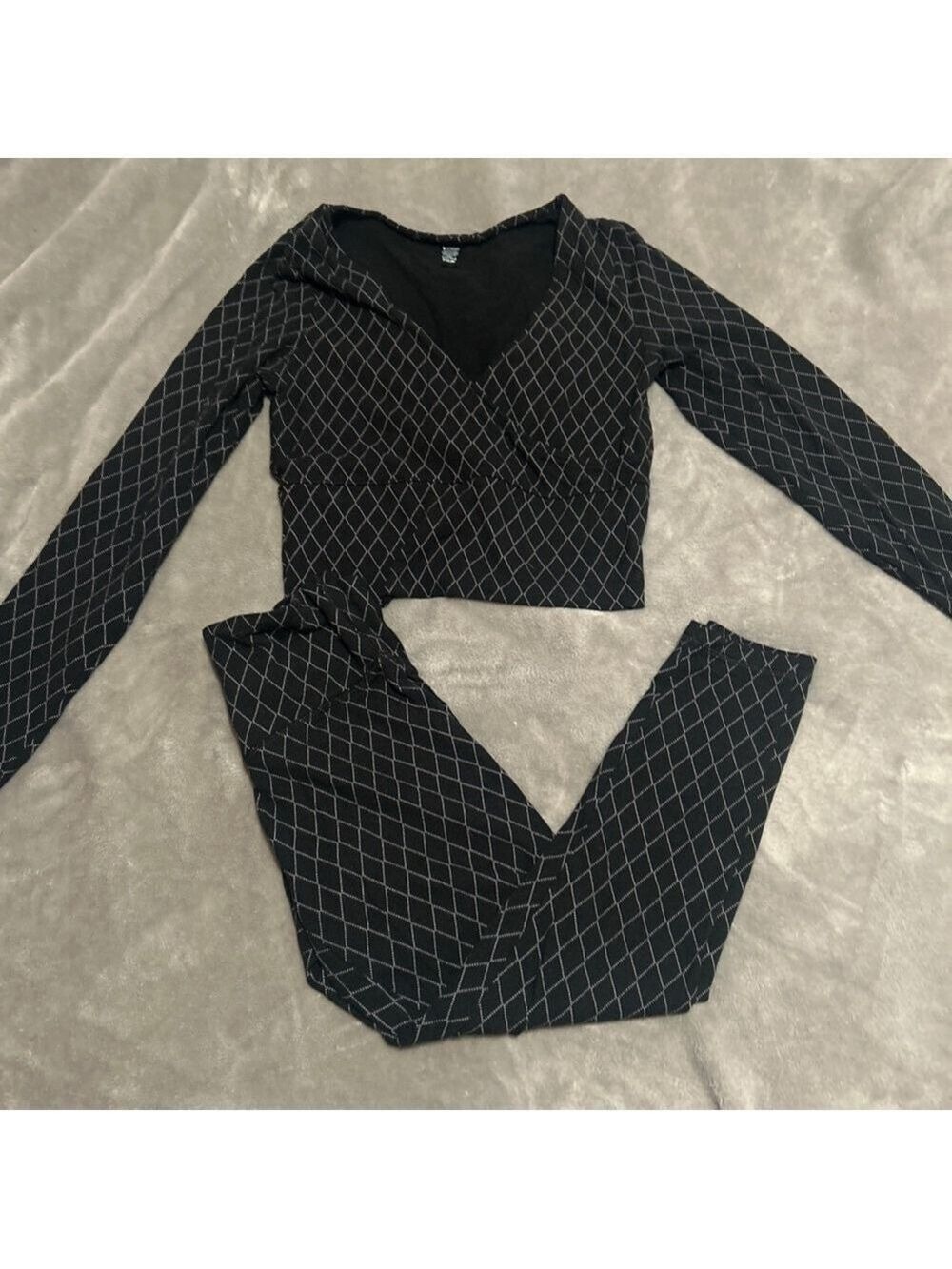 Women's Victoria's Secret Black & White Diamond Print Pants Set